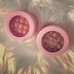 ACE BEAUTE glimmer shadows